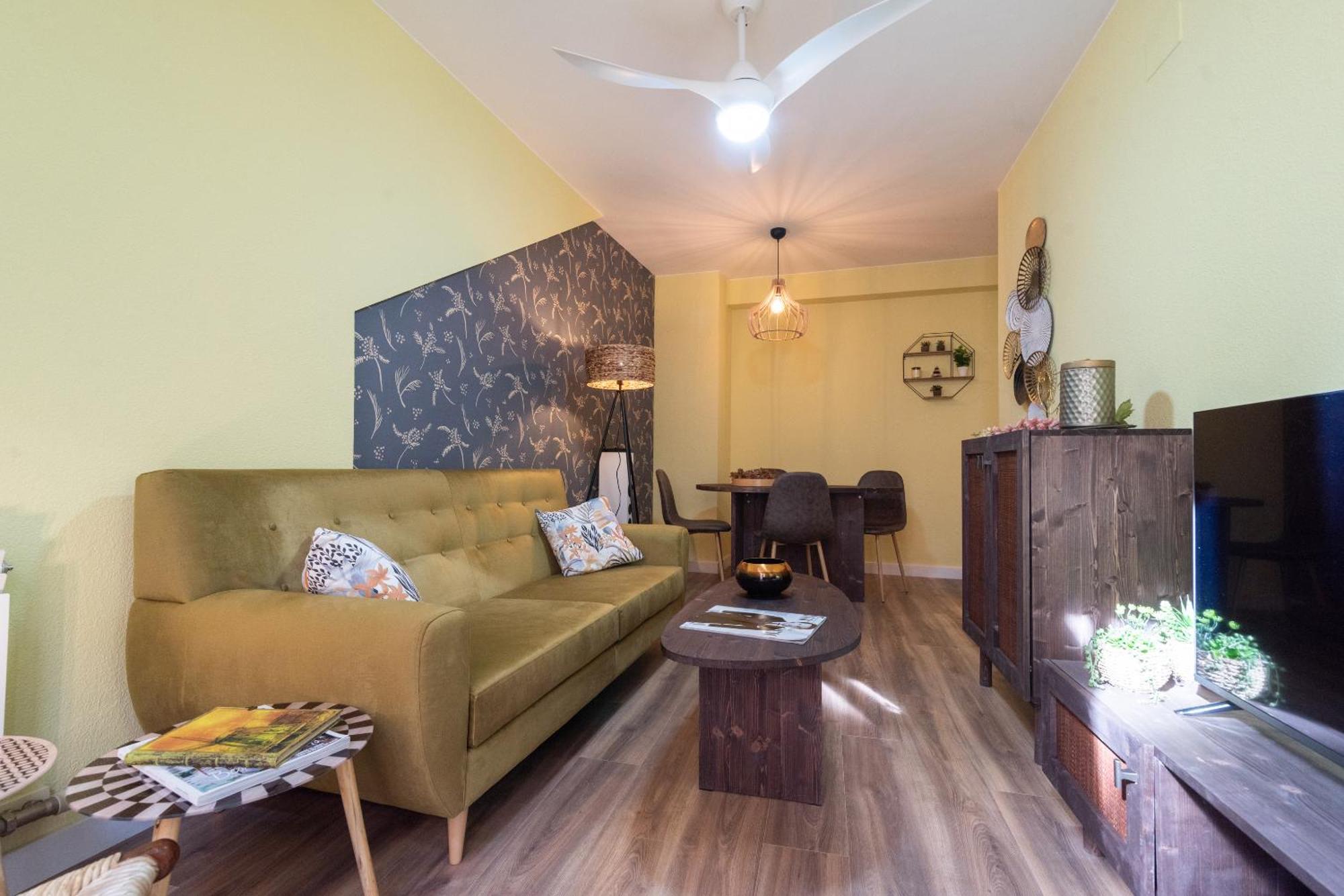 Albada Huesca Apartment ภายนอก รูปภาพ